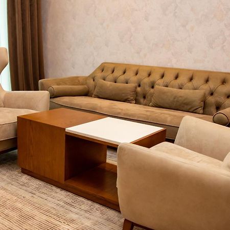 Midtown Hotel Баку Екстериор снимка